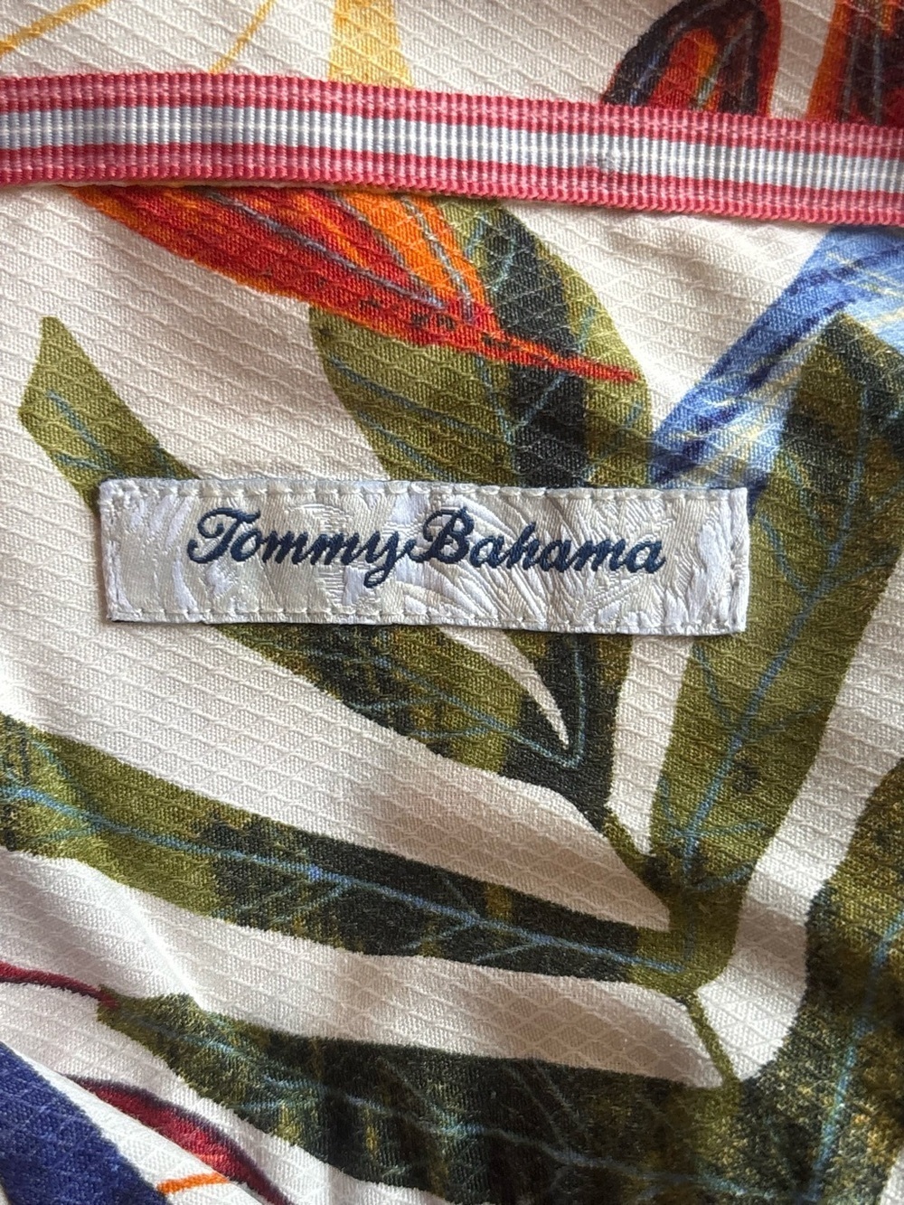 TOMMY BAHAMA Tropical Silk Blend Floral Hawaiian Print Shirt Men’s Size XXL - Picture 6 of 6